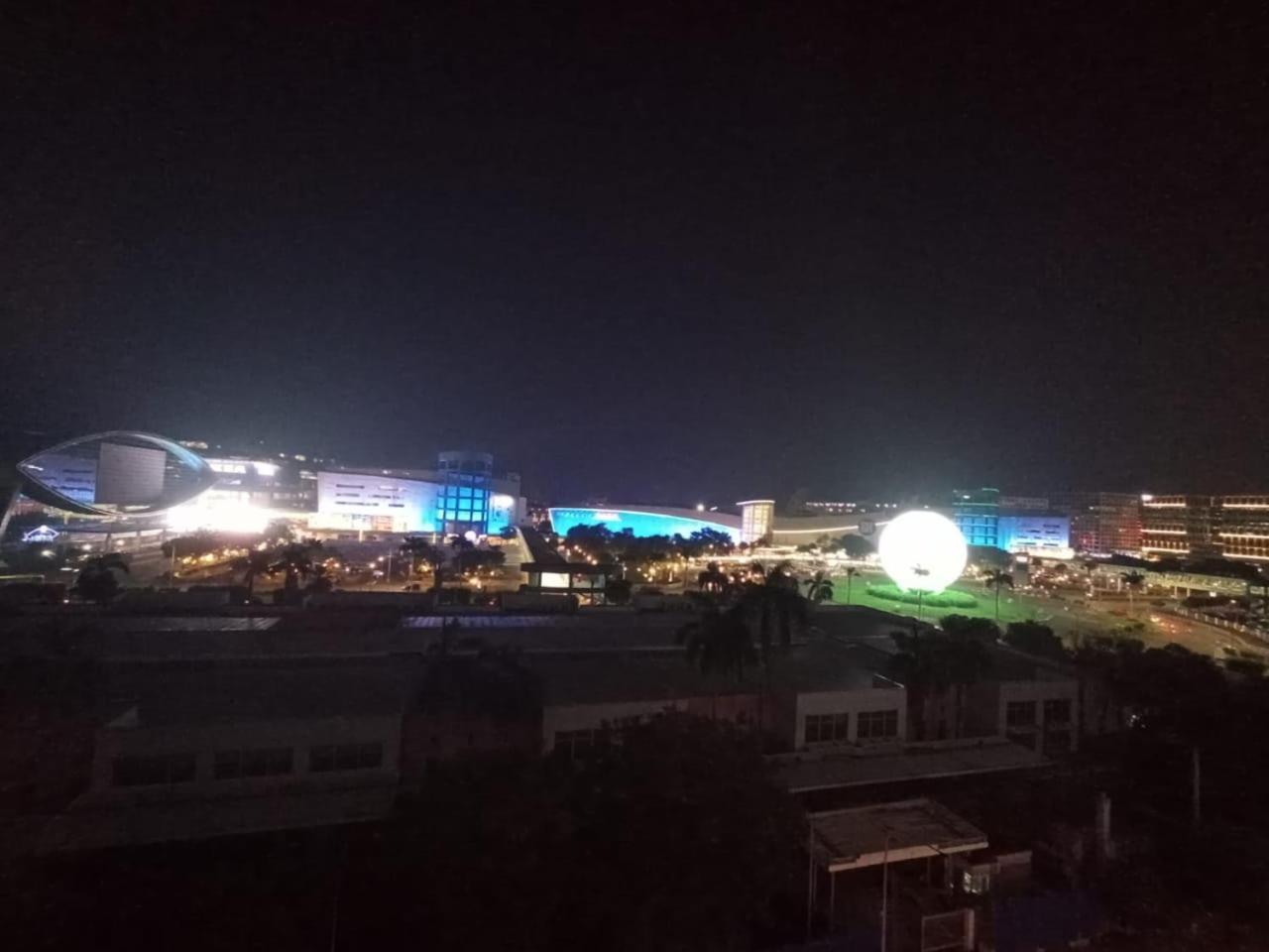Sea Residences Moa Pasay City - Myra Condotel Eksteriør bilde