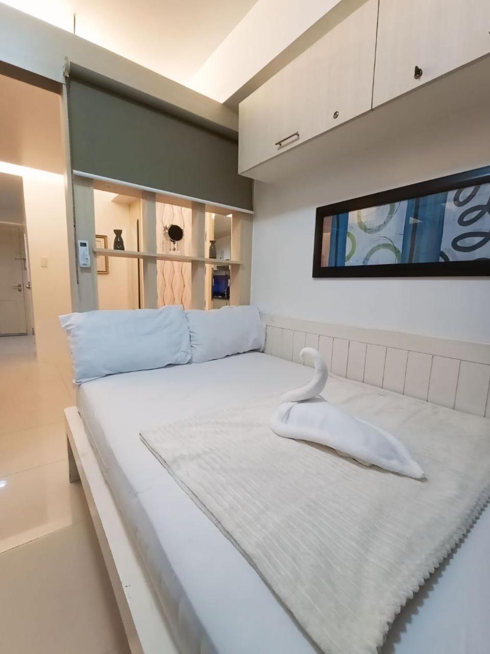 Sea Residences Moa Pasay City - Myra Condotel Eksteriør bilde