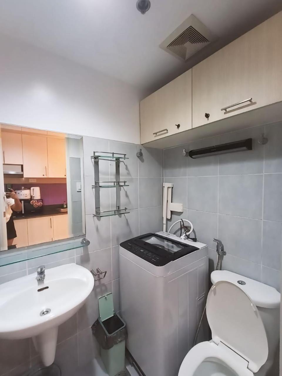 Sea Residences Moa Pasay City - Myra Condotel Eksteriør bilde